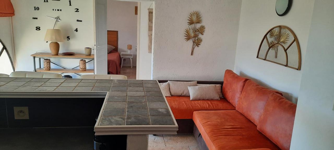 Domaine Des Francobelges - Appartements Lauris Extérieur photo