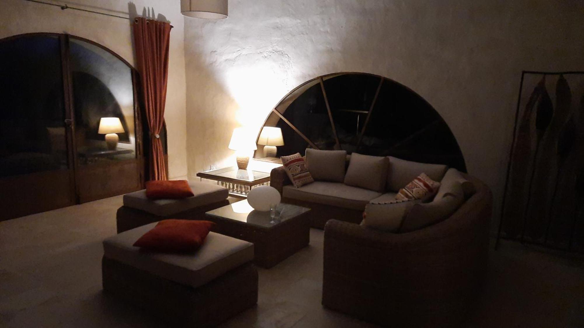 Domaine Des Francobelges - Appartements Lauris Extérieur photo